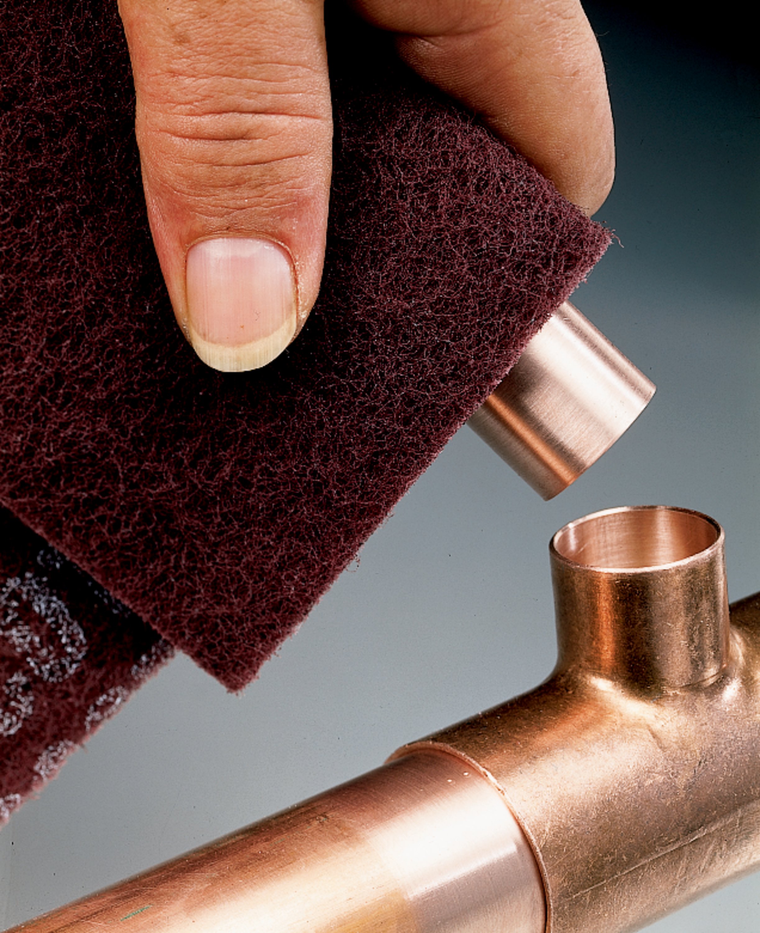 Scotch-Brite™ General Purpose Hand Pad 7447 is comparable to steel wool grade 1.